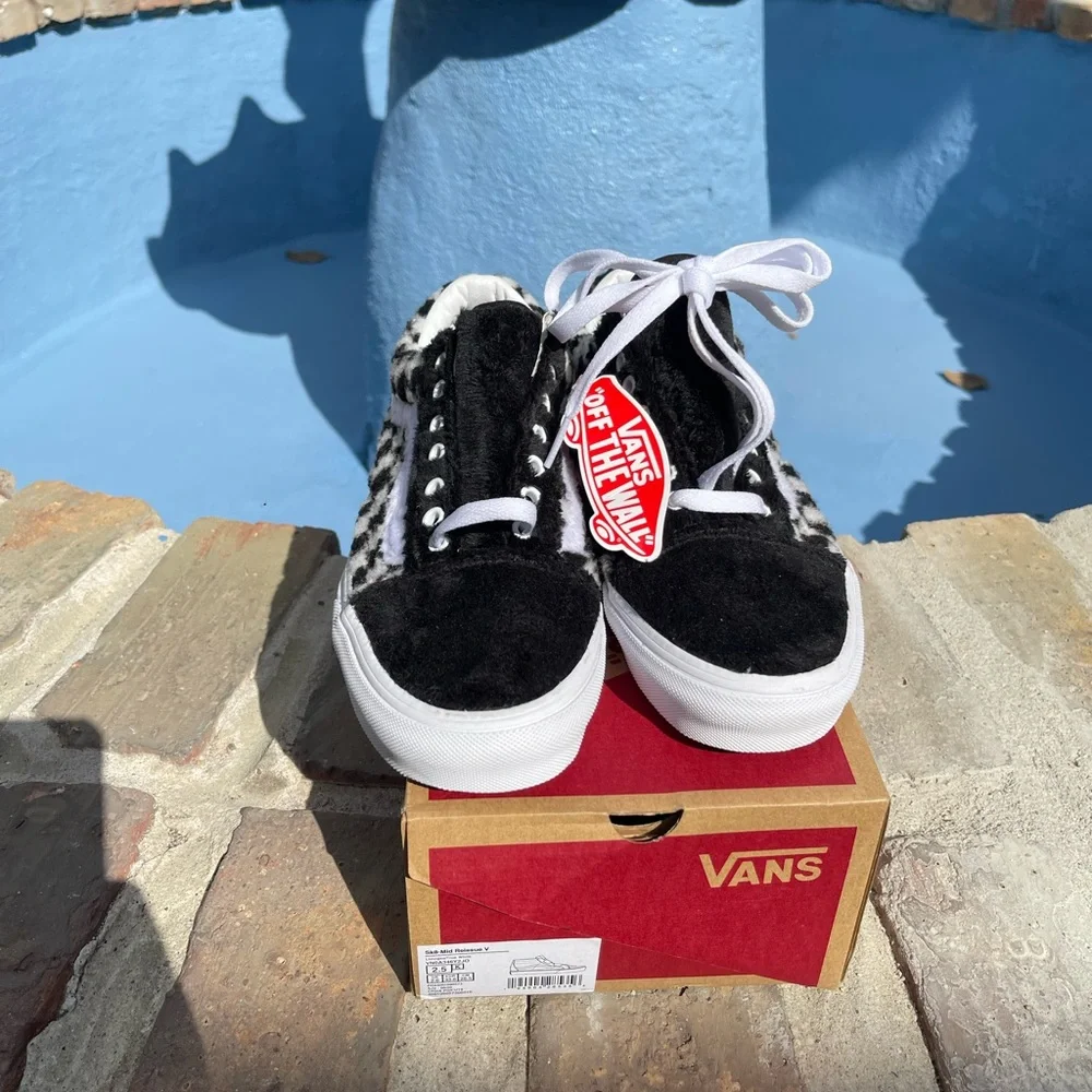 VANS Old Skool Sherpa Checkerboard - Black and White  6.5 - Picture 4 of 5